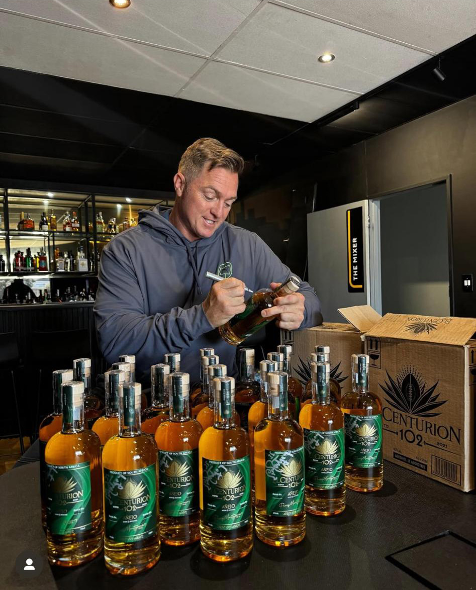 El Centurion 102 tequila – Signed by Springbok Percy Montgomery
